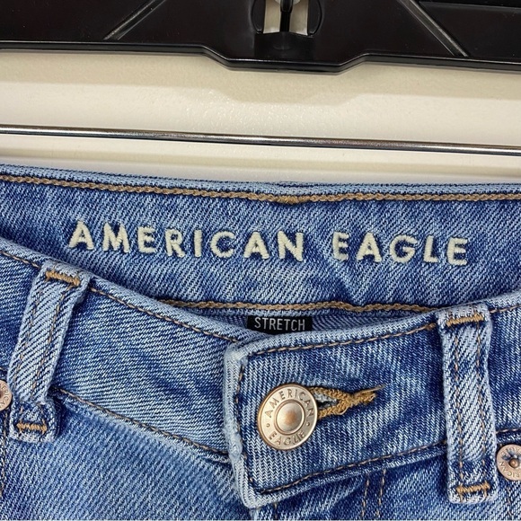 American Eagle Stretch Mom Jean High Rise Denim Jeans - Picture 4 of 6